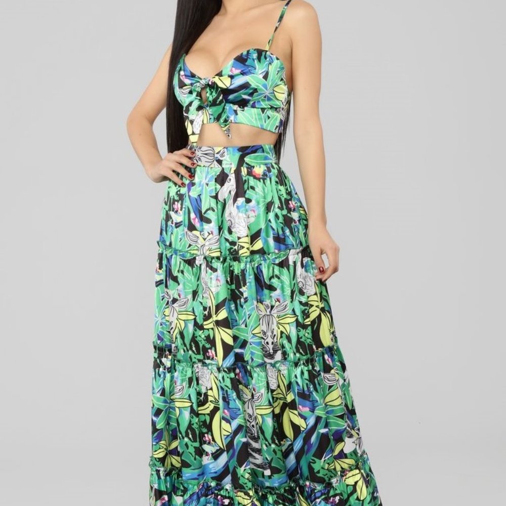 (NWT) Fashion Nova Skirt Set